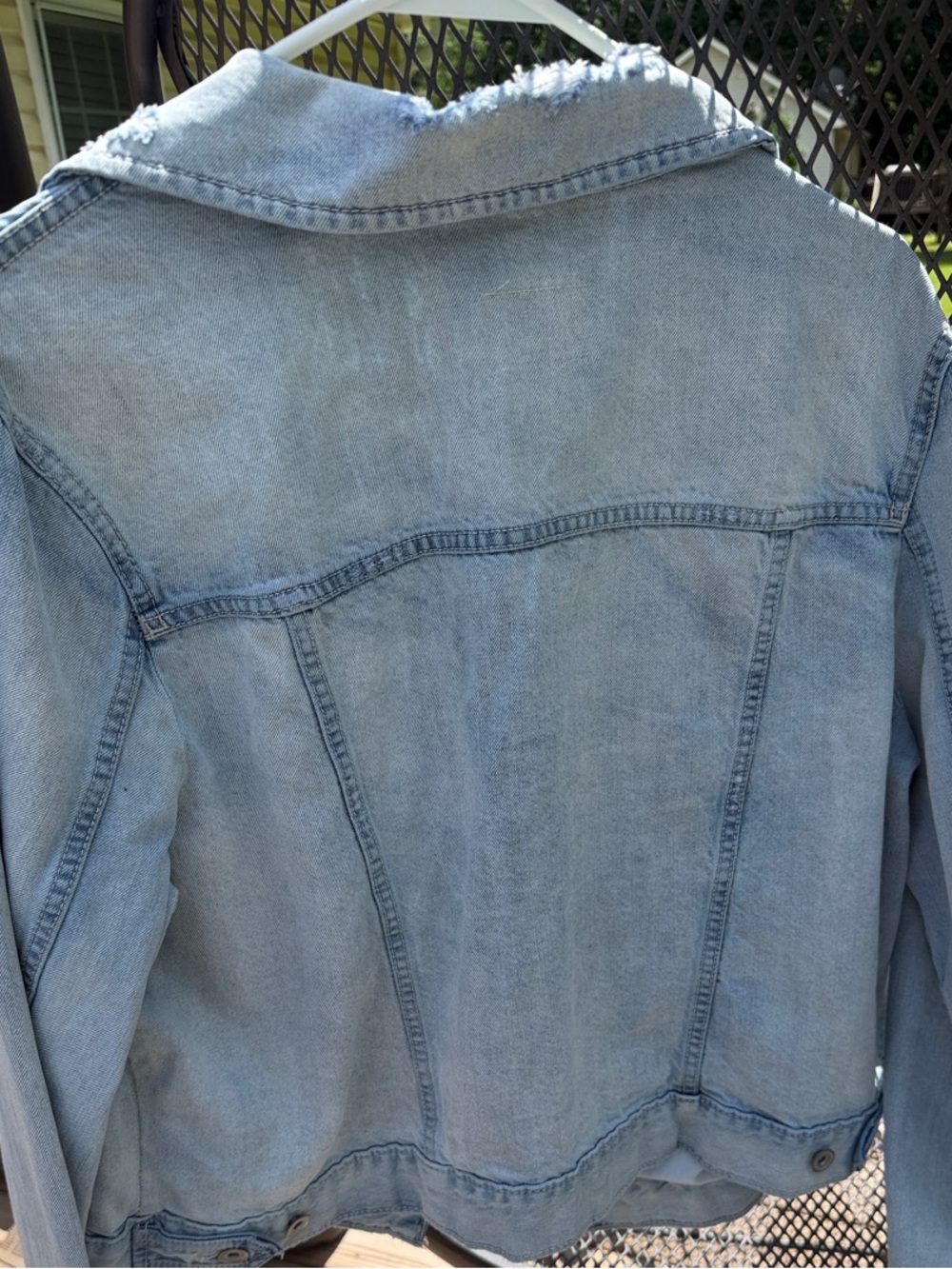 STYLUS Distressed Light Blue Denim Trucker Jacket - Picture 7 of 8
